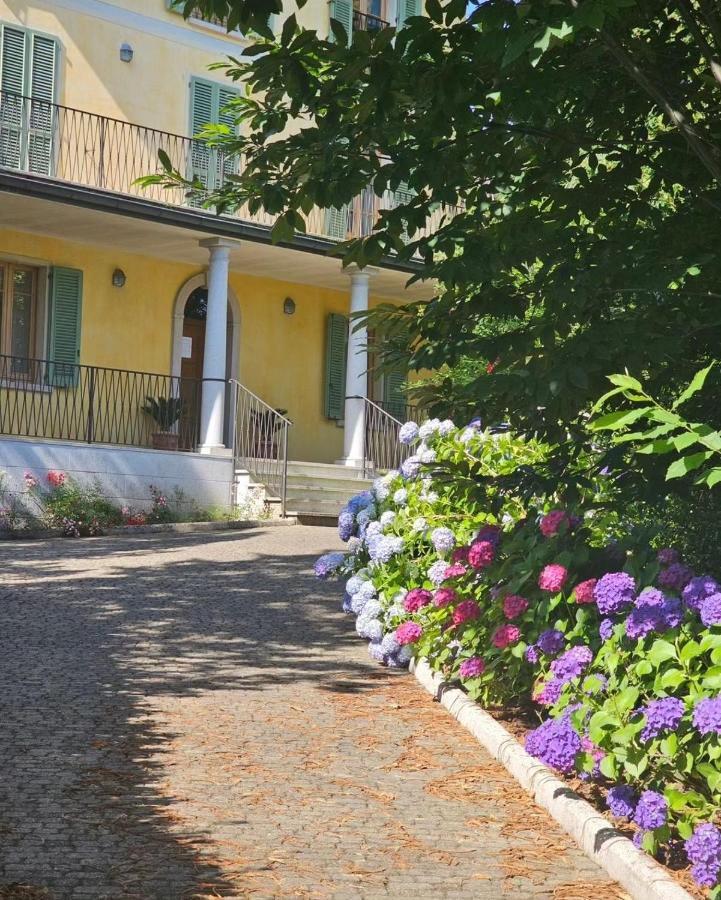 L'Ortensia Della Villa Isabella, Camera Con Vista Lago, Balcone Sul Parco E Bagno Esclusivo All'Esterno Della Camera Στρέσα Εξωτερικό φωτογραφία